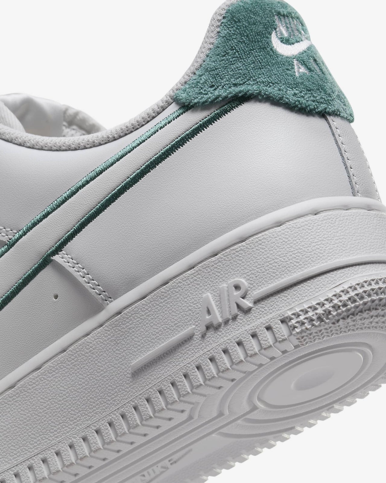 FN8349-100 Nike Air Force 1 Low Resort ï¼ Sport (Men's)