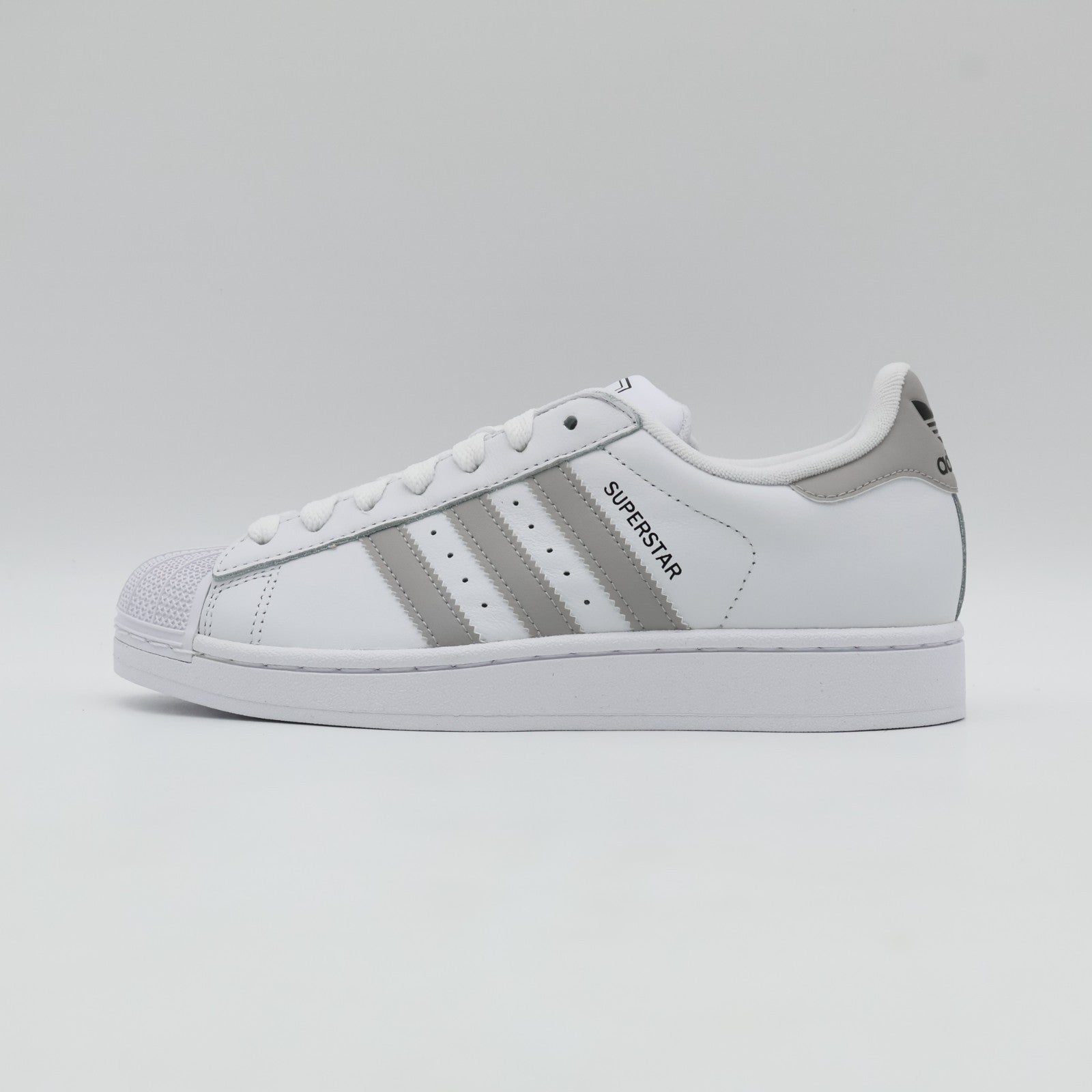 JQ4731 adidas Originals Superstar 2 Footwear White Grey OneCore Black (Men's)