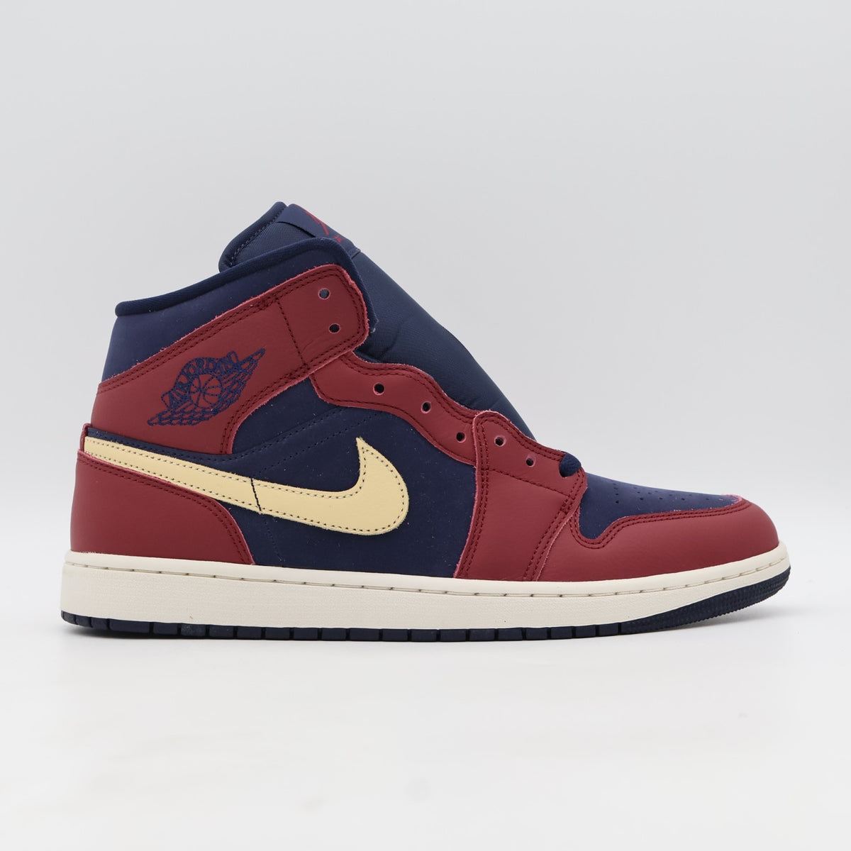 IO7449-600 Nike Air Jordan 1 Mid Team Red (Men's)