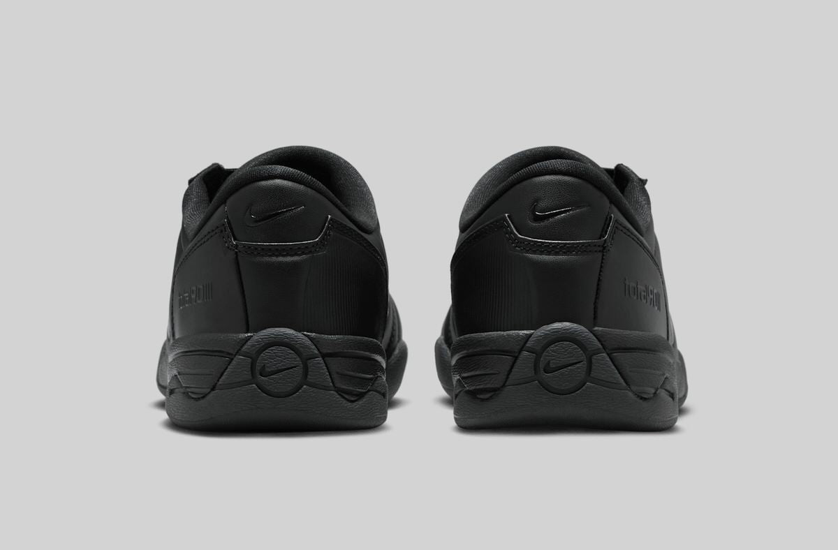 IM4841-010 Nike Total 90 3 Triple Black (Women's)
