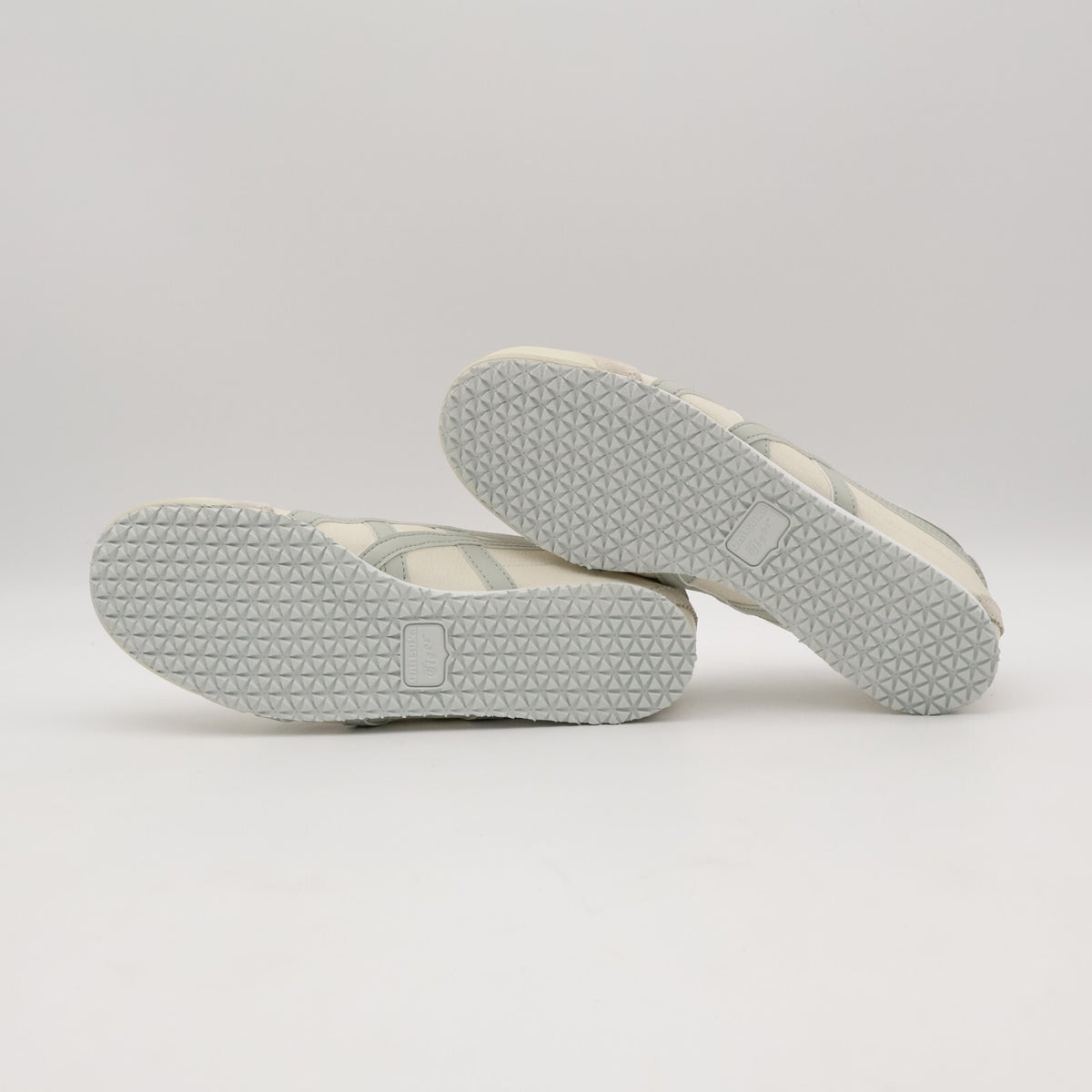 1183A201-127 Onitsuka Tiger Mexico 66 Cream Light Sage (Men's)