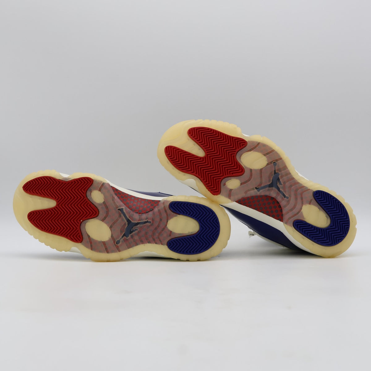 IH0296-400 Nike Air Jordan 11 Retro Rare Air (Men's)
