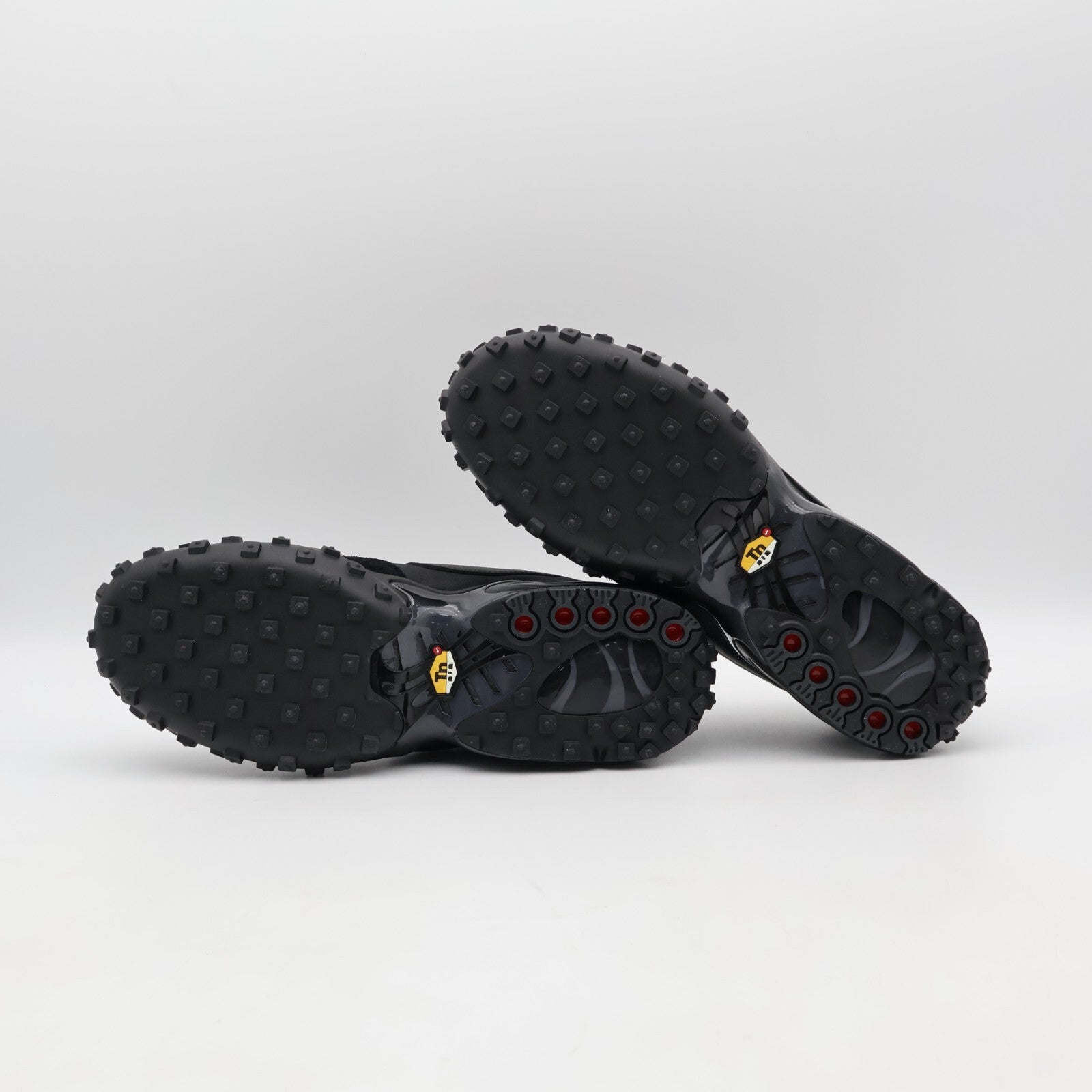 FV6946-001 Nike Air Max Waffle Racer SP Triple Black (Men's)