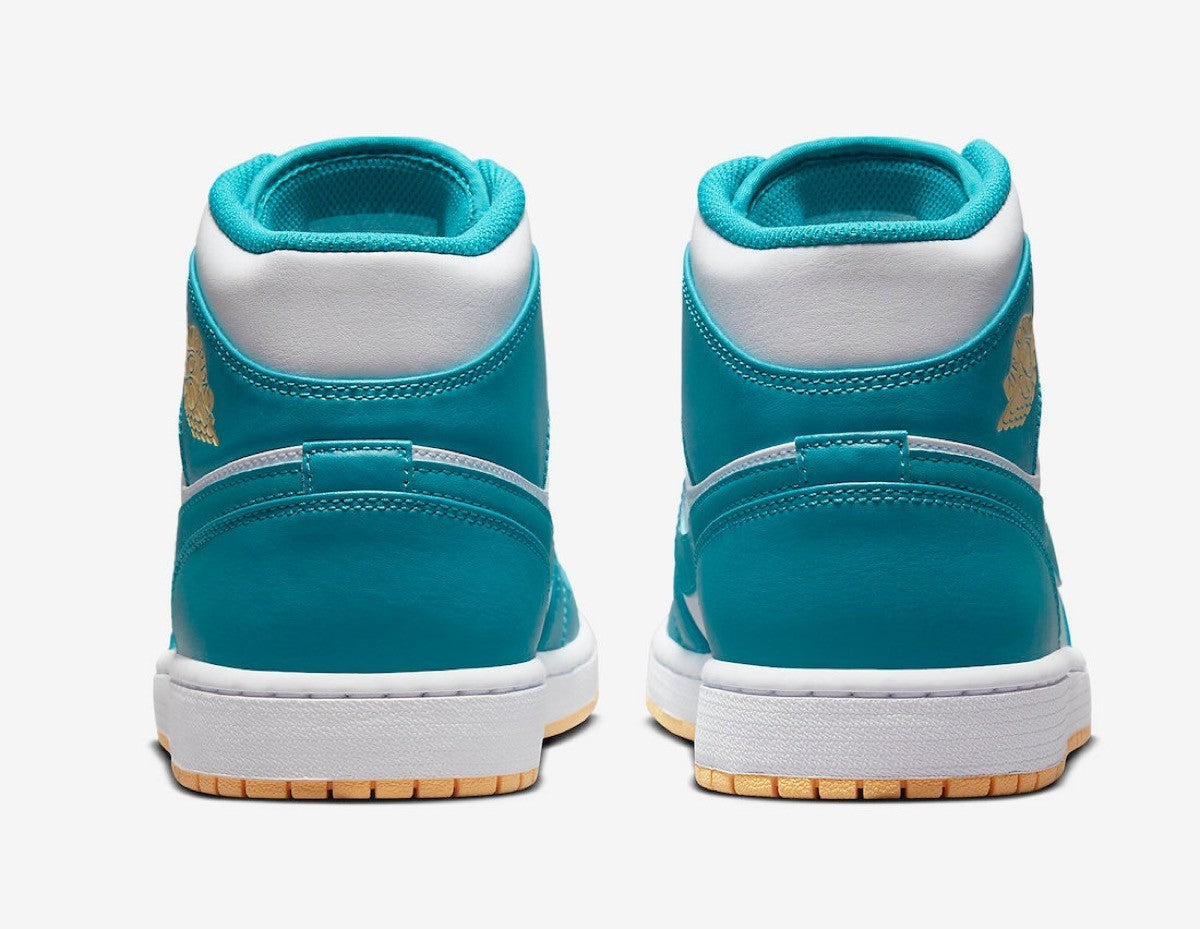 DQ8426-400 Nike Air Jordan 1 Mid "Aquatone" (Men's)