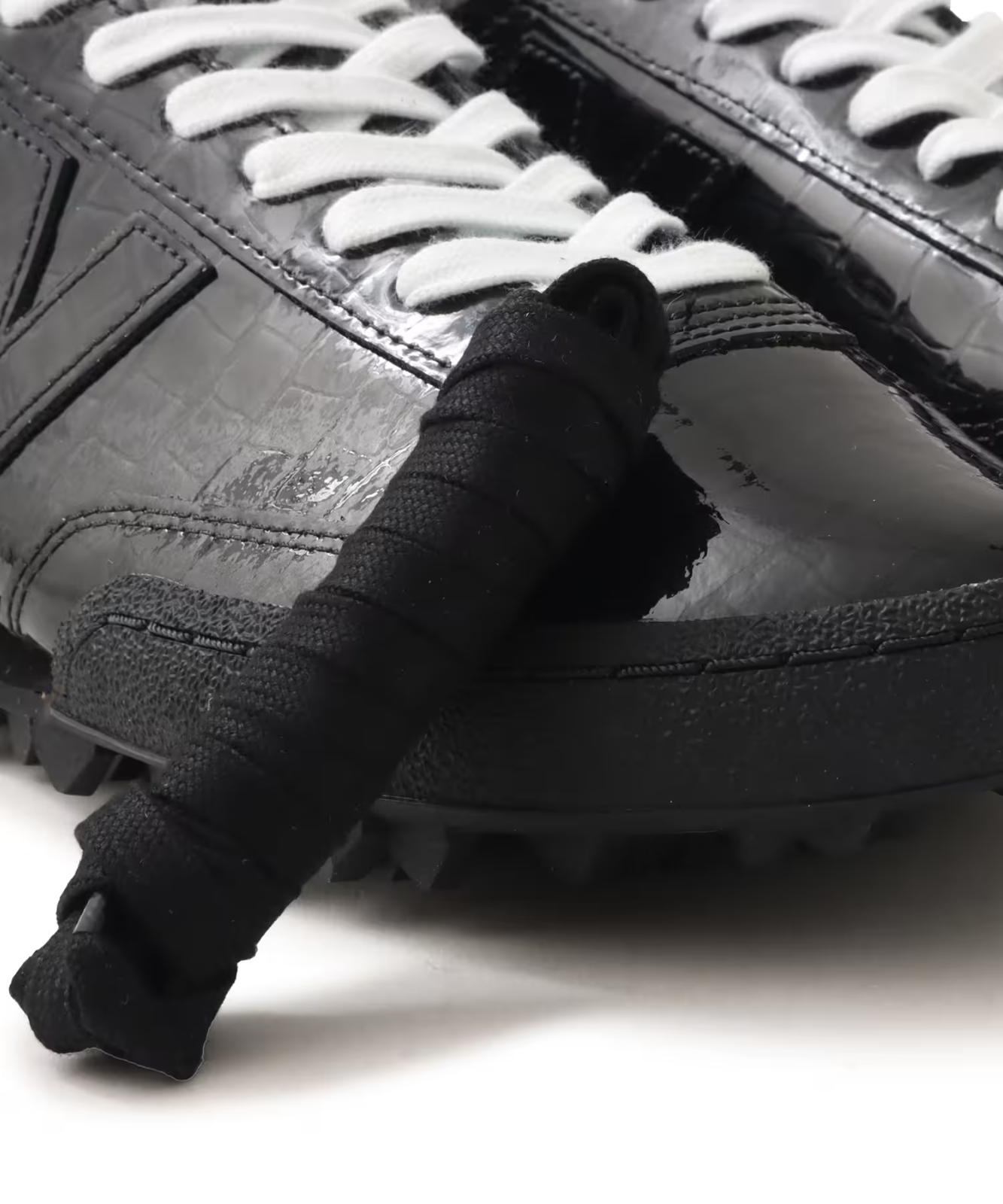 UGTR2SV New Balance Gator Croc Pack Black (Men's)