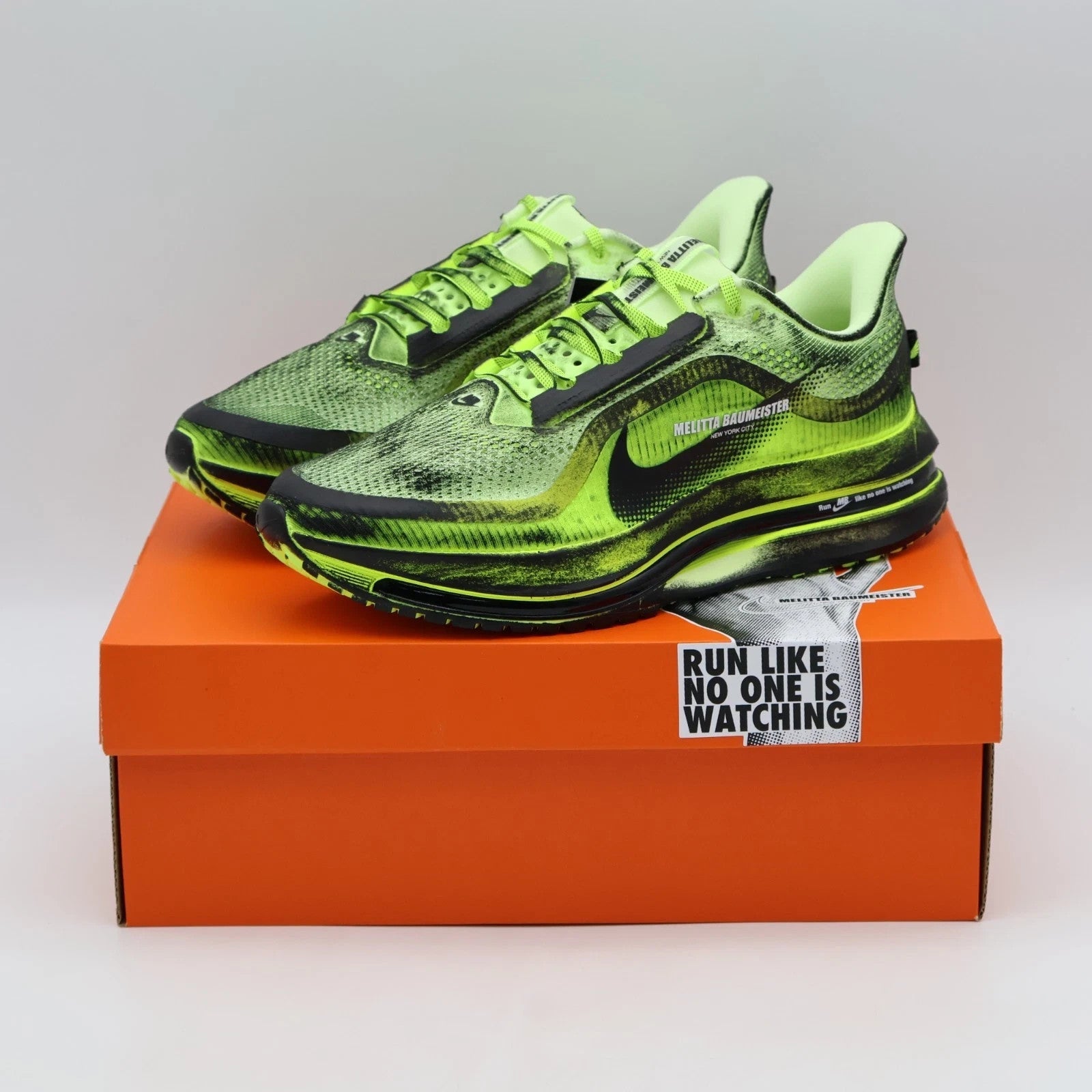 IQ7336-700 Melitta Baumeister Ã Nike Pegasus Premium "Volt/Cyber" (Women)