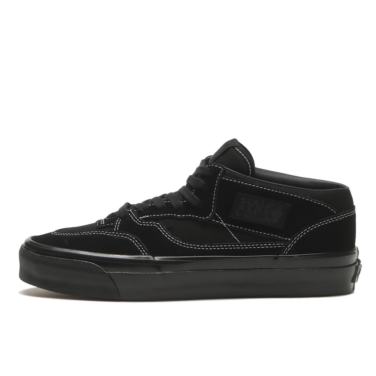 VN000E97BKA PREMIUM HALF CAB REISSUE 33 (Men's)