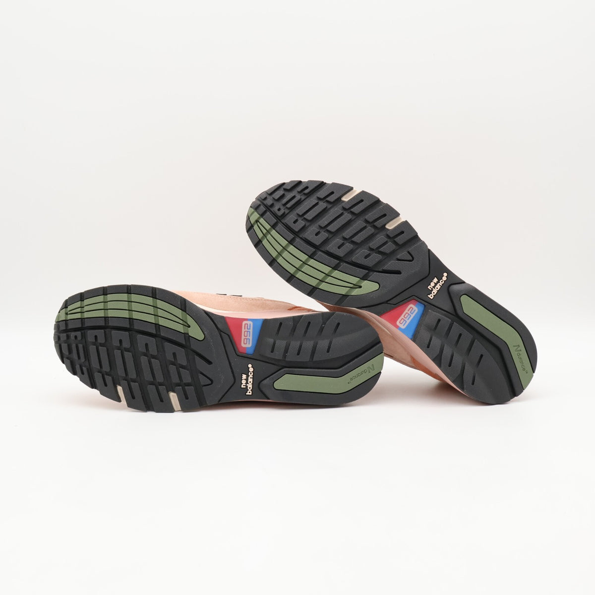 U992JG1 Joe Freshgoods New Balance 992 Aged Well (Men's)
