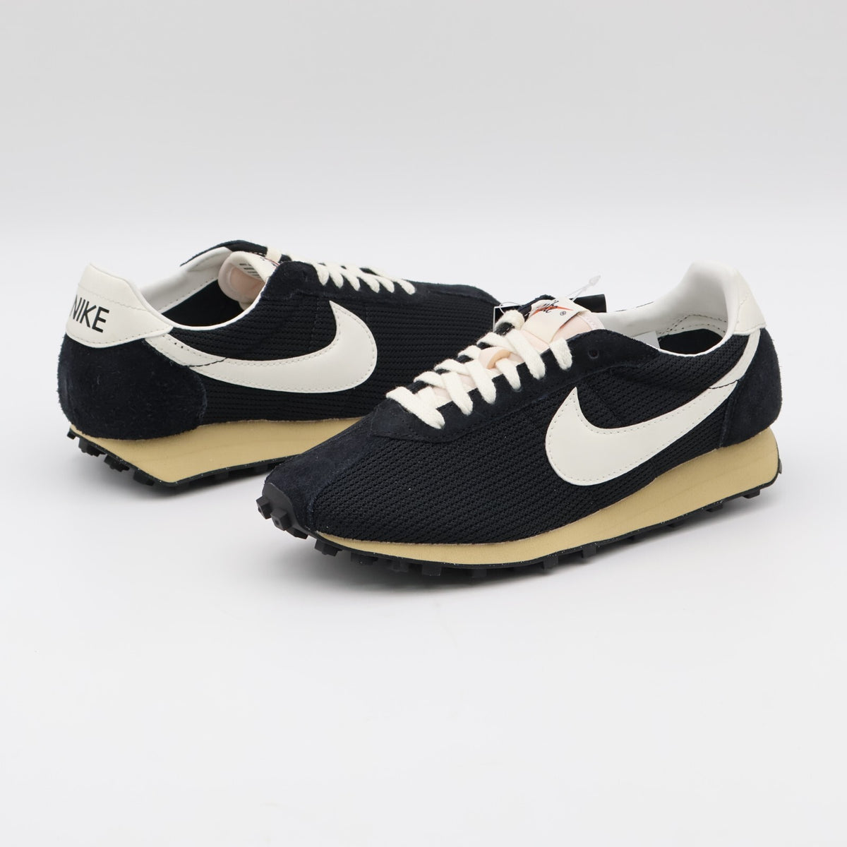 HM0950-001 NIKE LD-1000 Black and Sail (Men's)