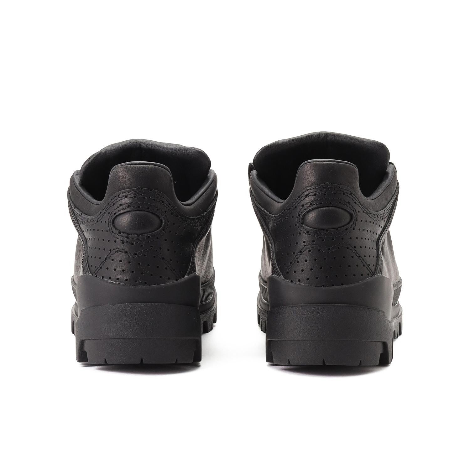 A418GW02 Timberland World Hiker GORE-TEX Hiking Boot Black (Men's)