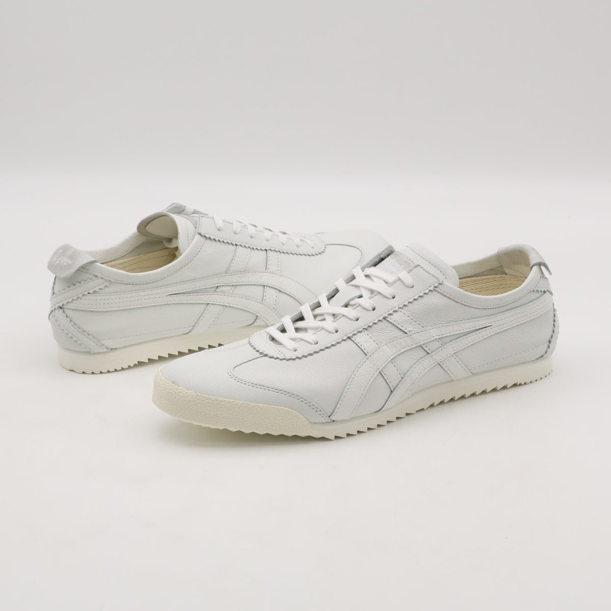 1181A367-101 Onitsuka Tiger NIPPON MADE Mexico 66 Deluxe White (Men's)