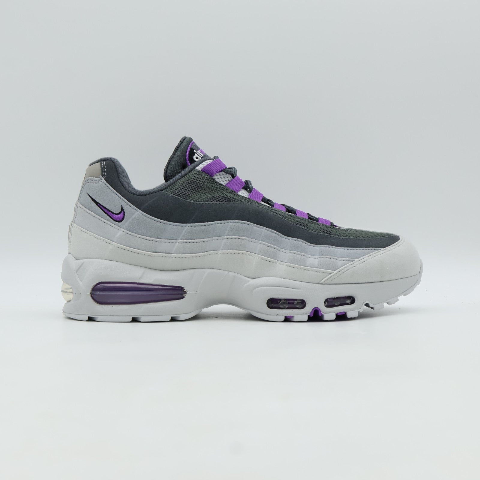 HM4740-012 Nike Air Max 95 Big Bubble "Photon Dust/Bright Violet" (Men's)