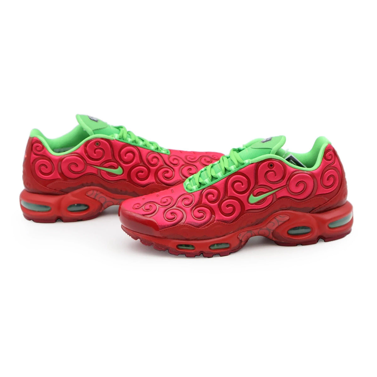 IW1282-600 One Piece Ã Nike Air Max Plus "Devil Fruits/Ope Ope" (Men's)
