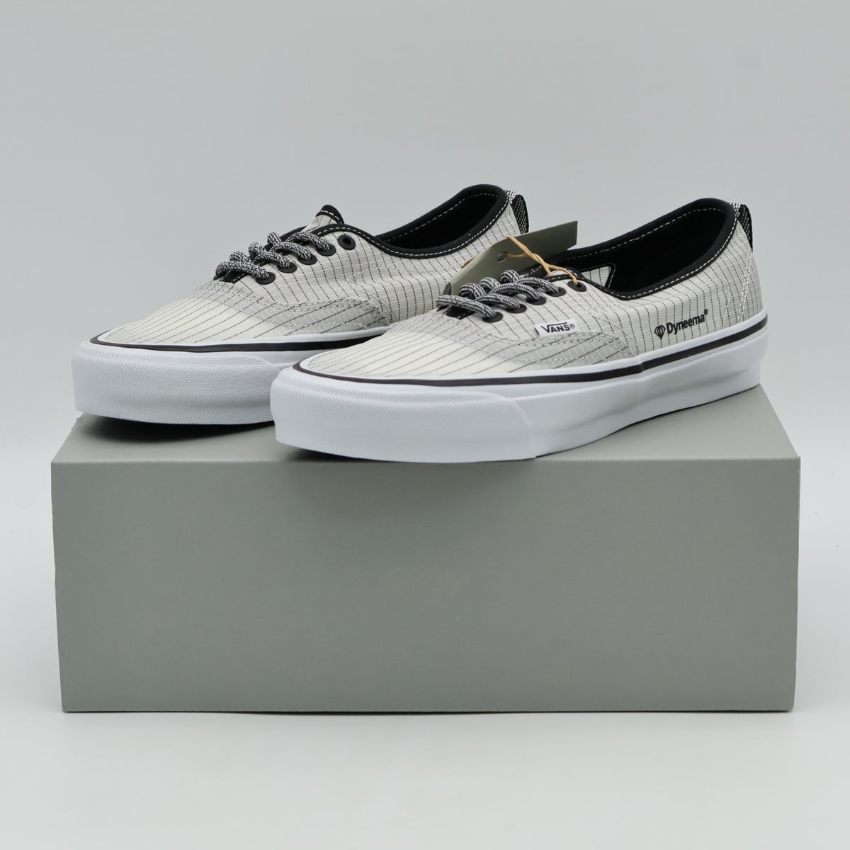 VN000EH1BA2 OTW by Vans Authentic 44 HT Vibram Black White (Men's)