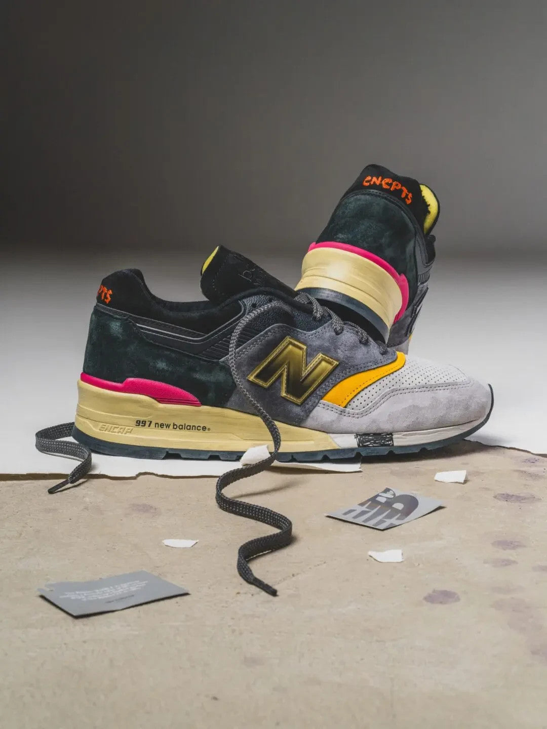 U997CNP Concepts New Balance 997 Made in USA Montage (Men's)