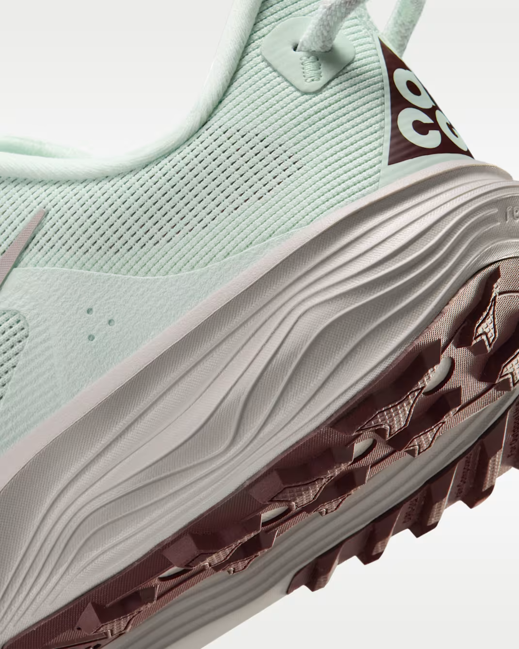 HV8121-302 Nike ACG Pegasus Trail "Barely Green/Silver Lilaclight Bone"(Women's)