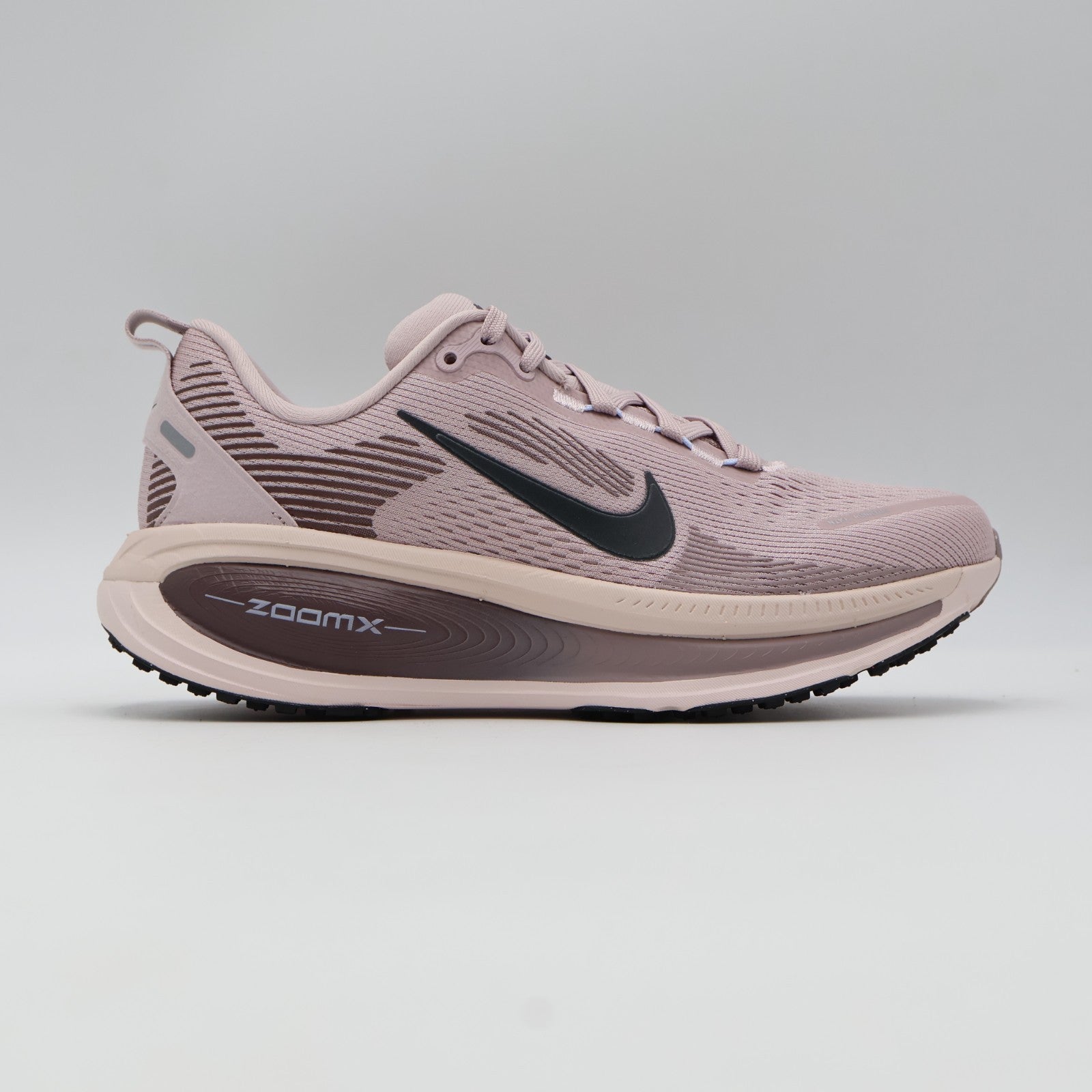 HM6804-607 Nike Vomero 18 Particle Rose Silt Red Tattoo Off Noir (Women's)