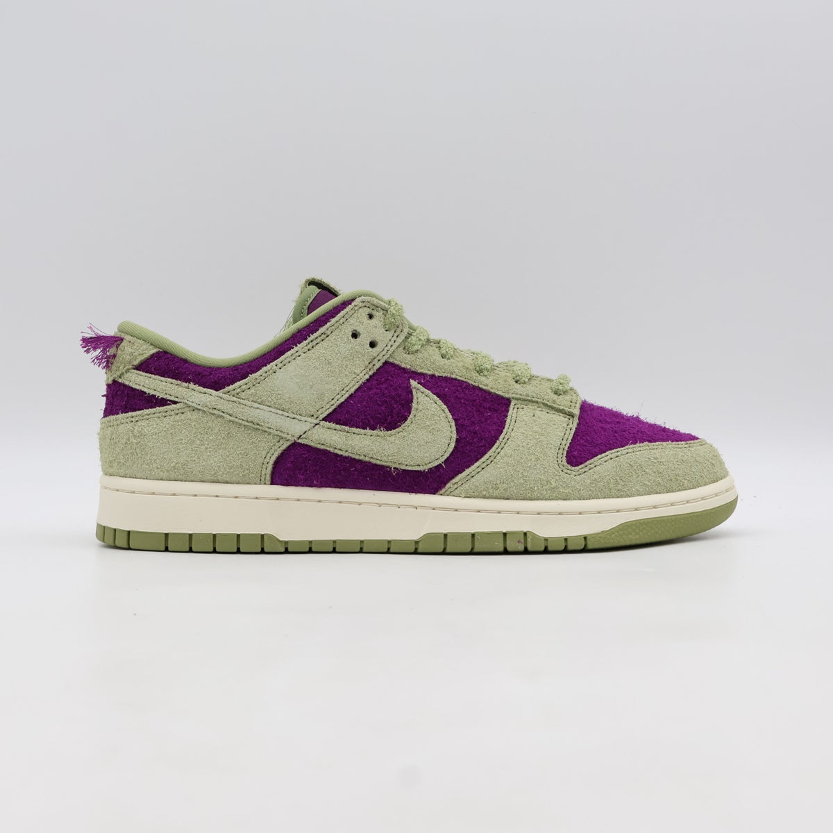 IB2990-500 Nike Dunk Low Panda Viotech (Men's)