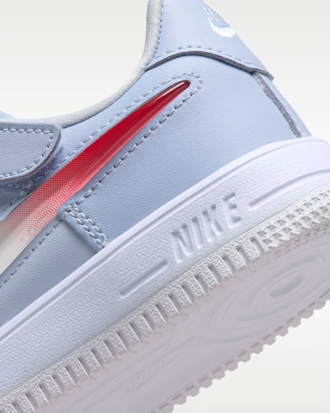 IR0592-001 Nike PS Force 1 Low EasyOn "Football Grey/Ghost"