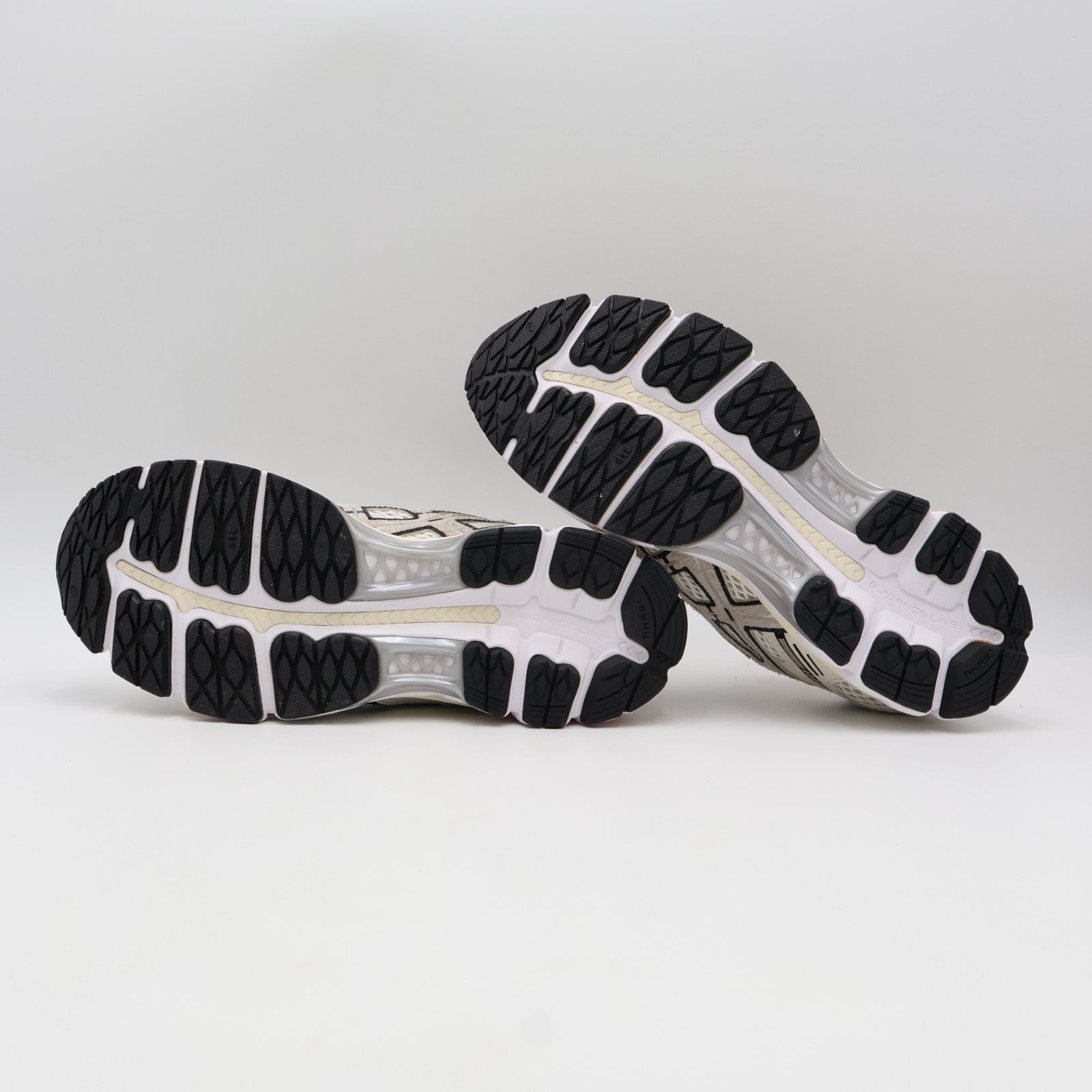 1203B103-100 Lapstone & Hammer Ã Asics Gel-Kayano 12.1 Cream Pure SIlver (Men's)