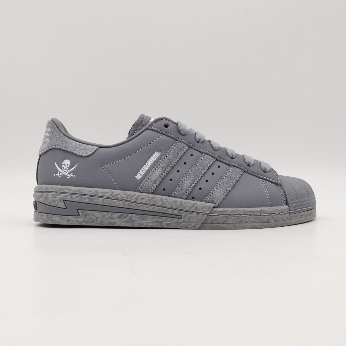 IE6115 NEIGHBORHOOD adidas Originals Superstar 2005 Grey Footwear White (Men's)