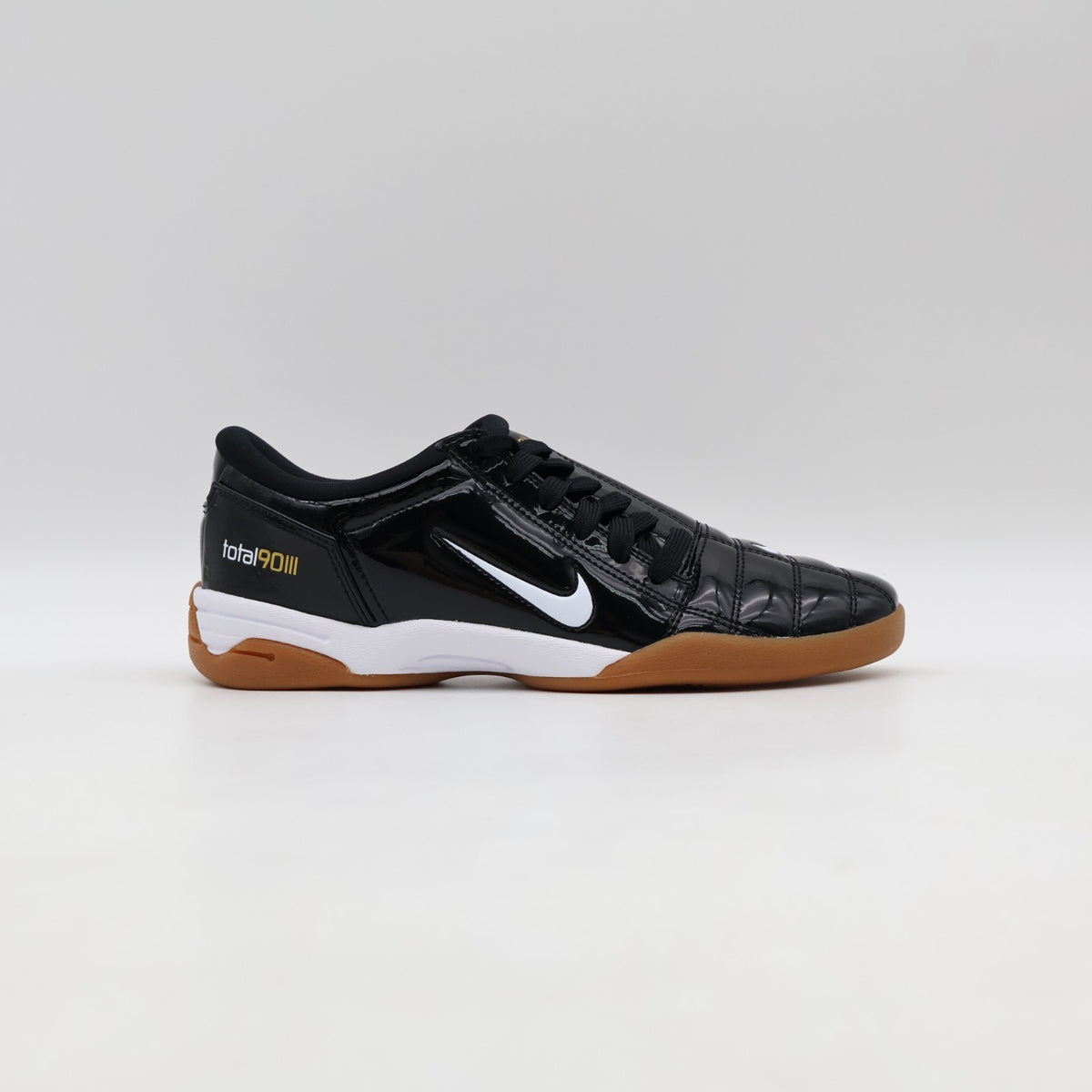 IB5666-001 Nike Total 90 3 Black White Metallic Gold (Women's)
