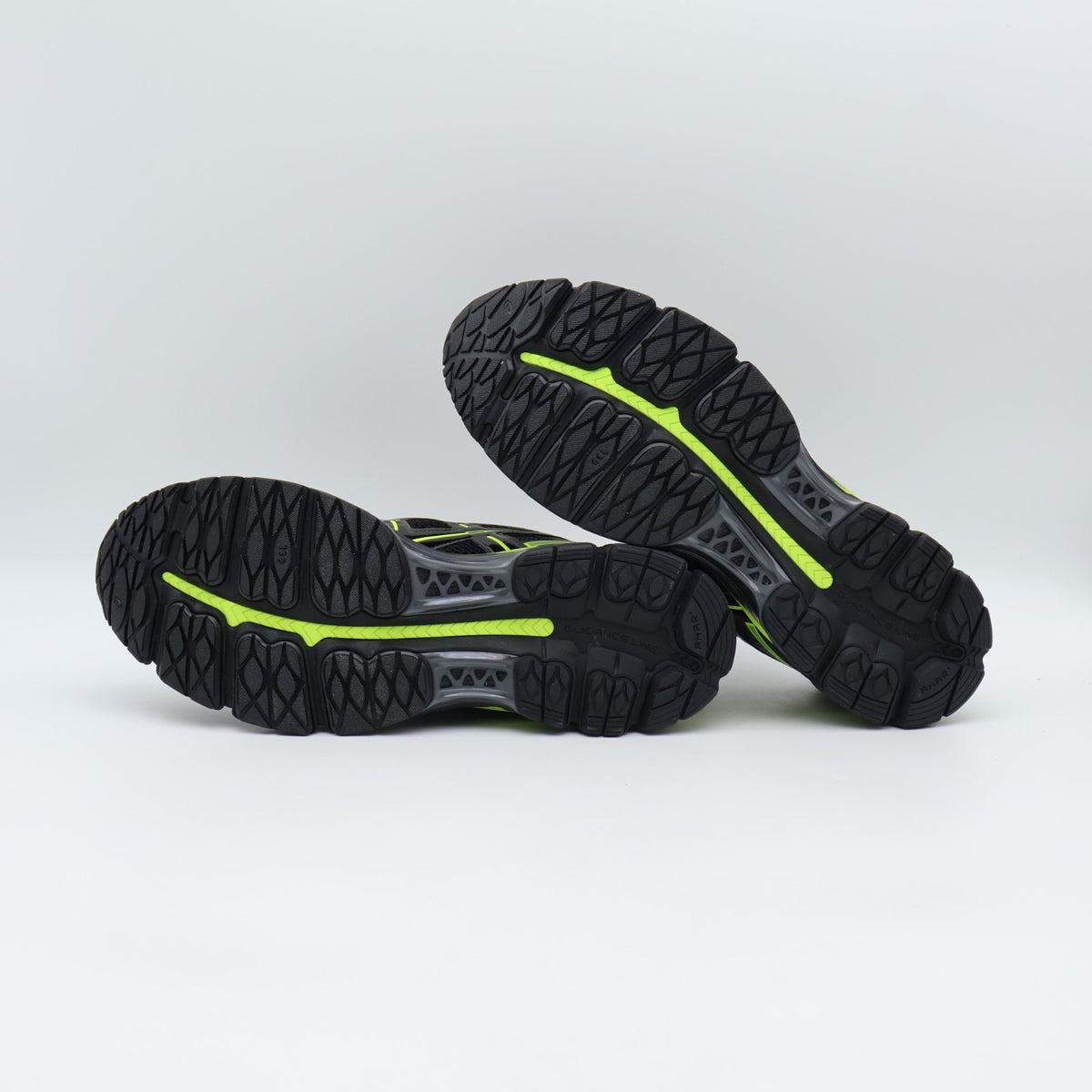 1203B227-001 atmos Ã Albino & Preto Ã Asics Gel-Kayano 12.1 (Men's)