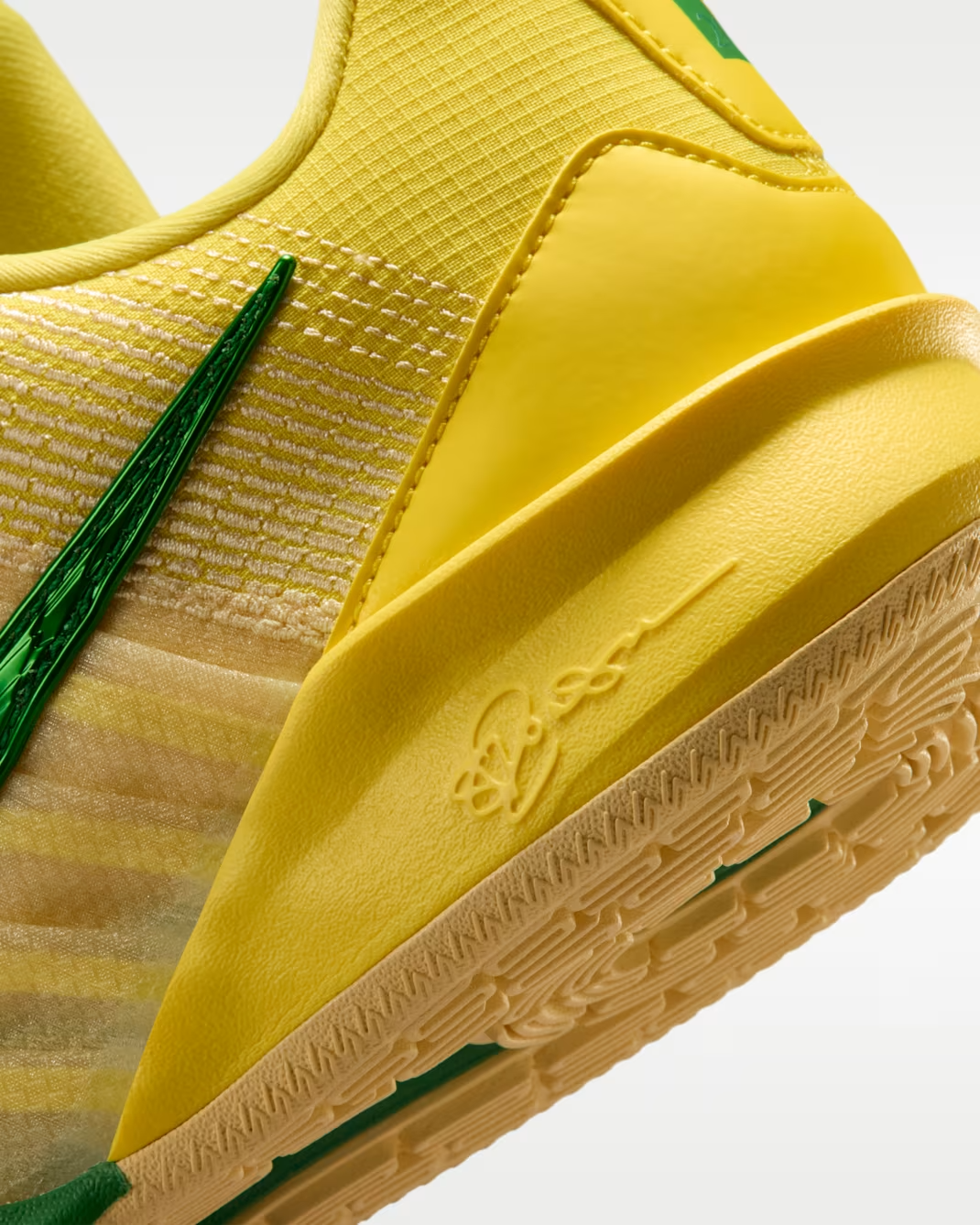 IR2478-700 Nike Sabrina 3 Oregon Ducks (IR2477-700) (Women's)