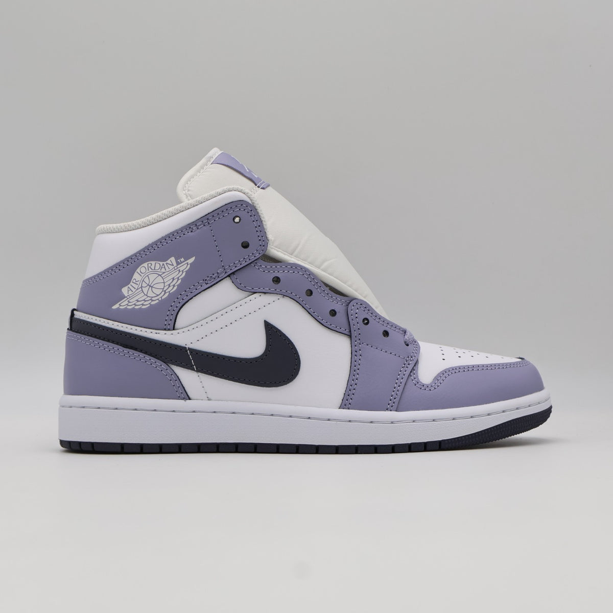 DQ8426-145 Nike Air Jordan 1 Mid Light Purple (Men's)
