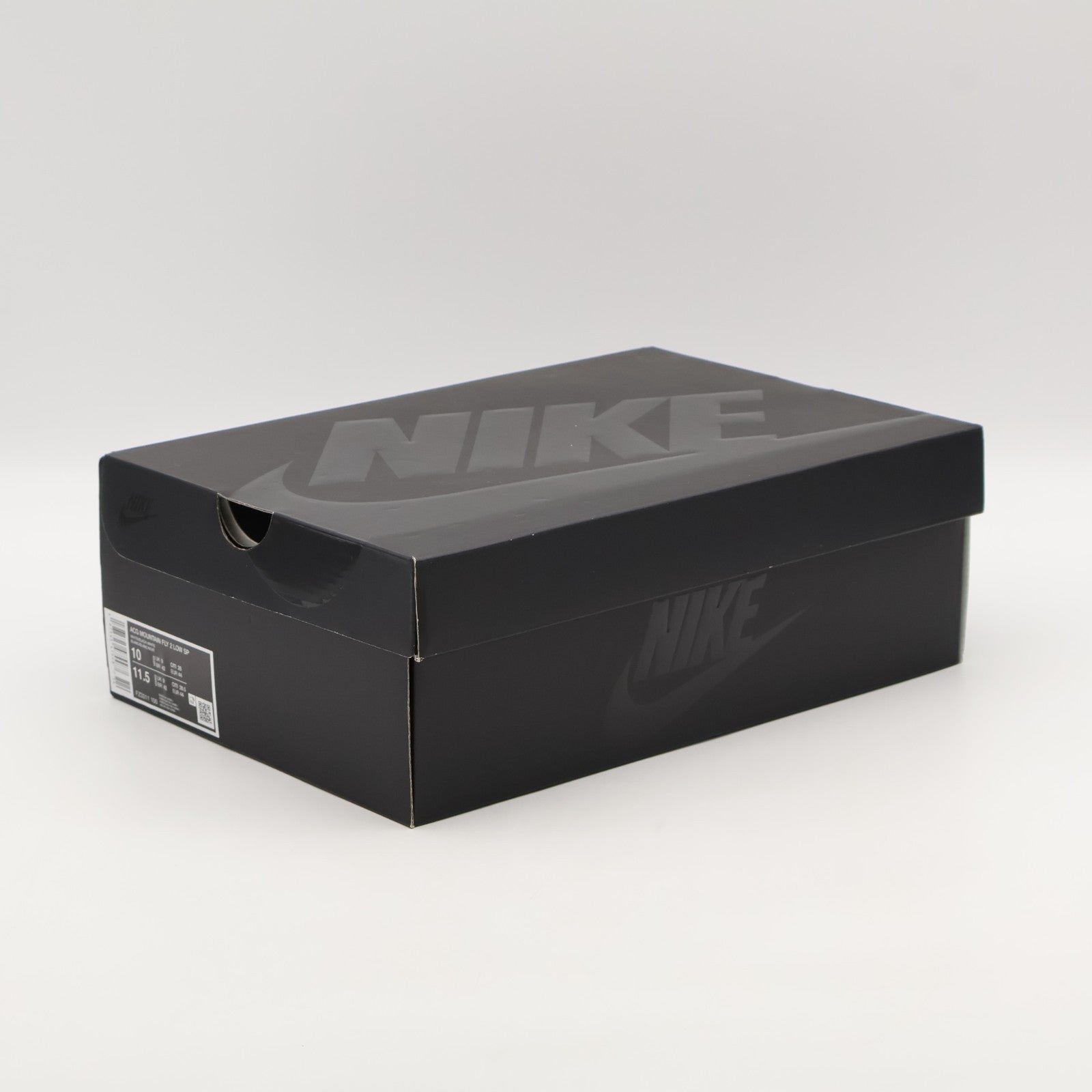 FZ3311-100 COMME des GARCONS HOMME PLUS Nike ACG Mountain Fly 2 Low White (Men's