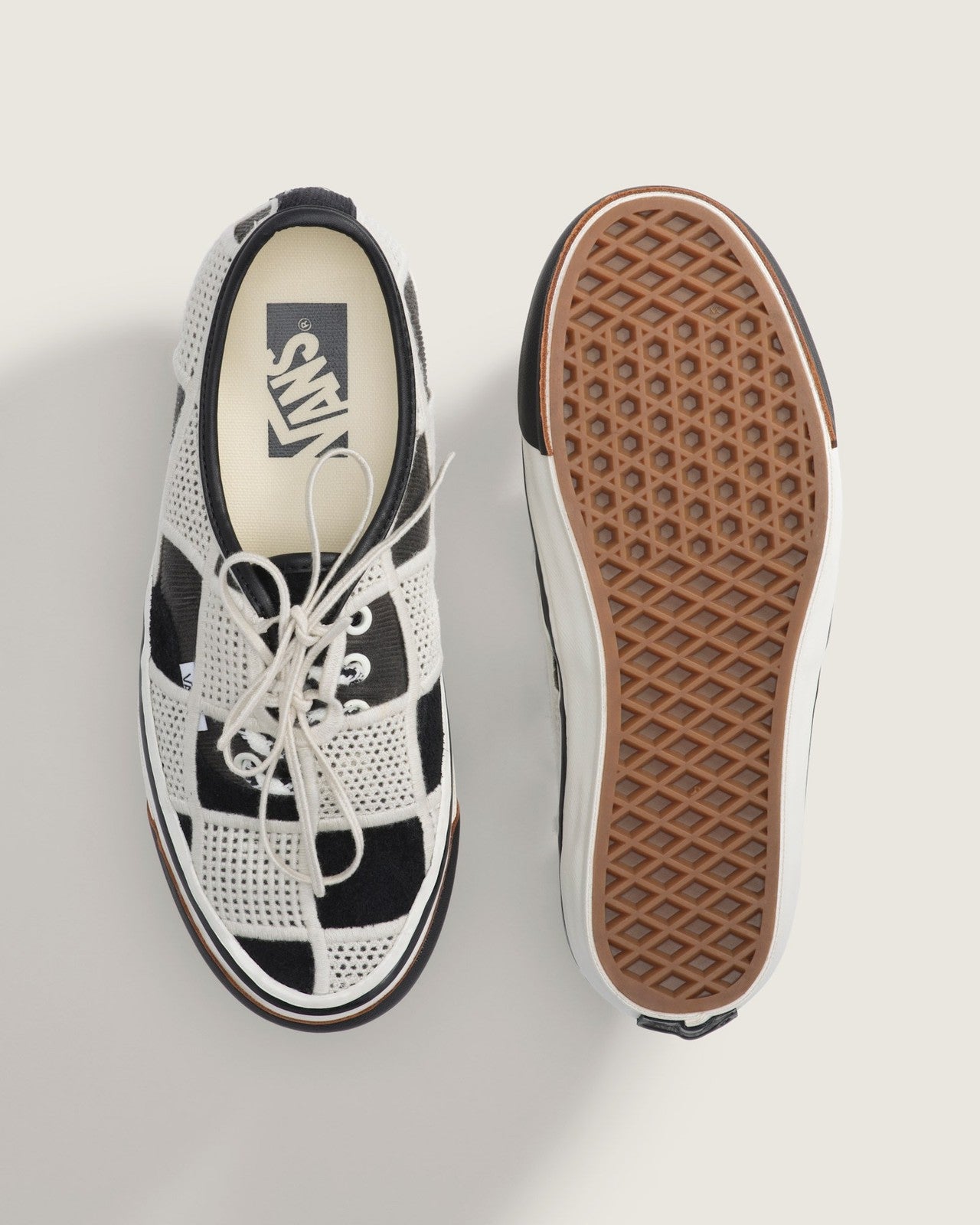 VN000Y0RFDB Vans Premium Authentic 44 Shell Knit BlackEgret (Men's)