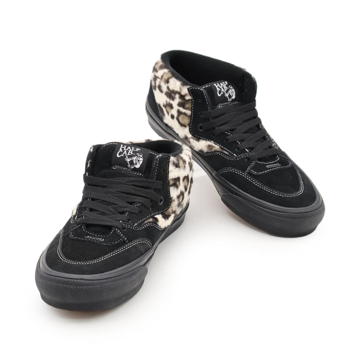 VN0A5KYABMA Supreme Vans Skate Leopard Half Cab 92 Black Animal Beige (Men's)