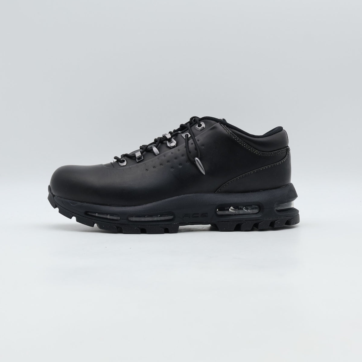 IR2173-001 Nike Air Max Goadome Low "Black" (Men's)