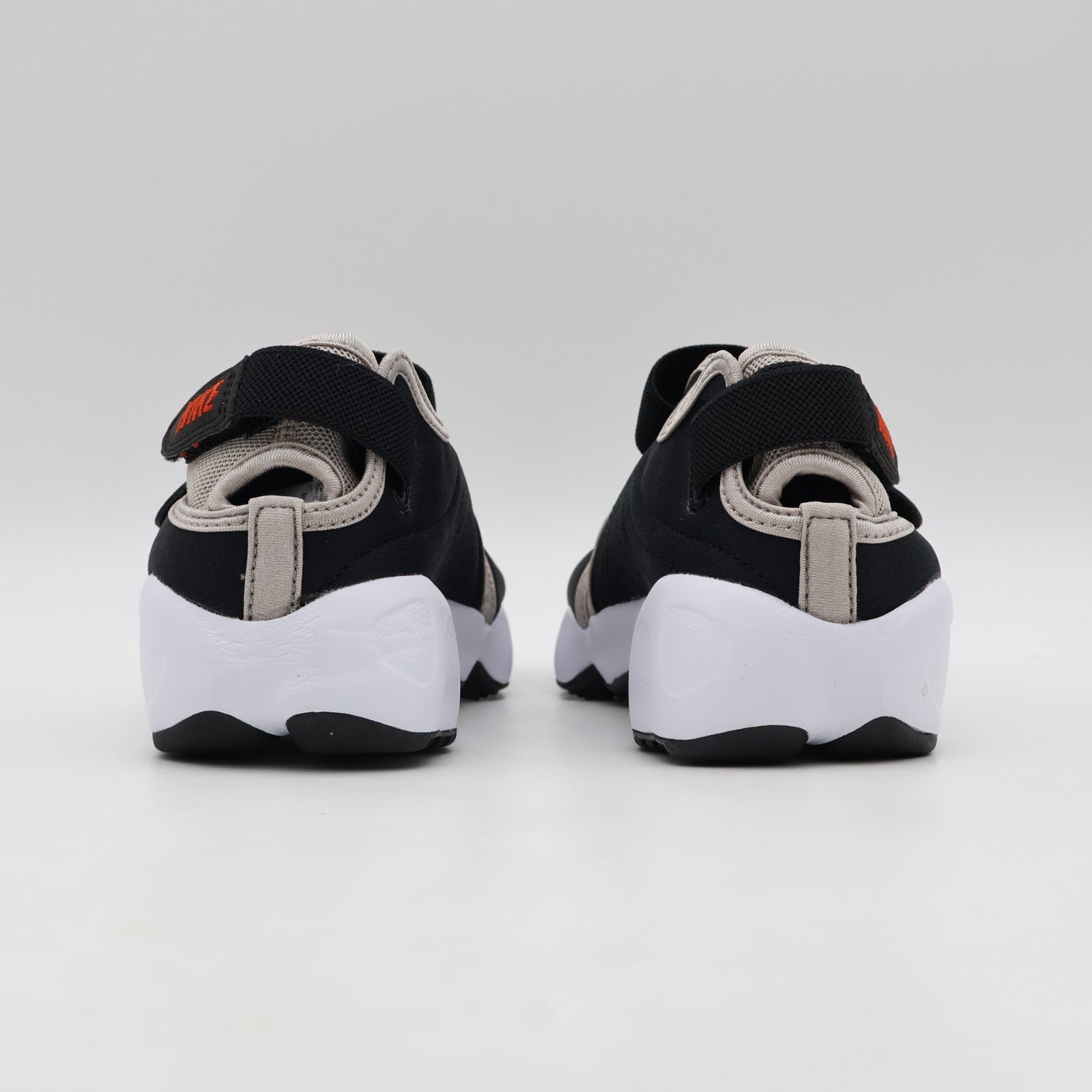 IW1244-010 Nike Air Rift "Black/College Grey" (Men's)