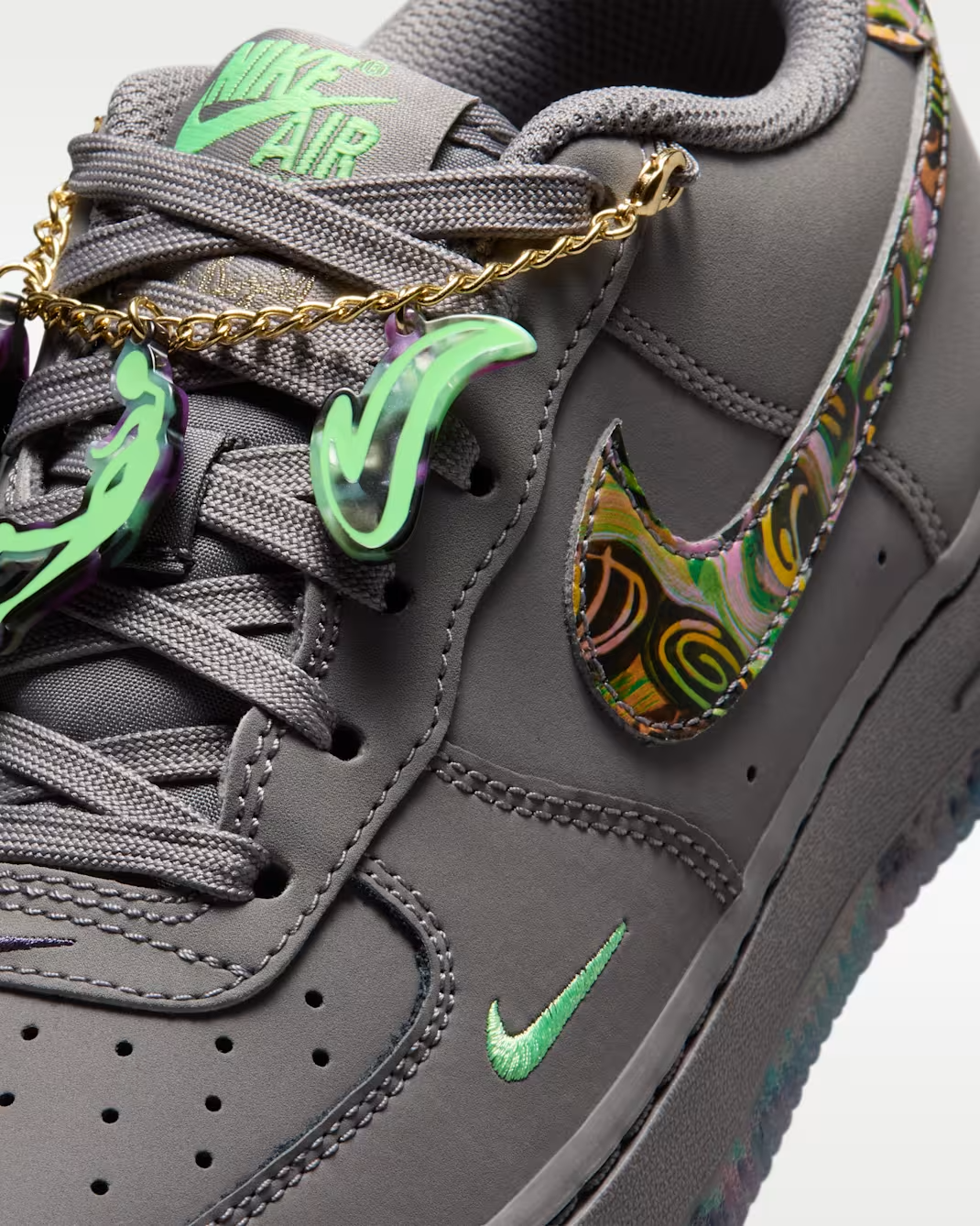 IO0318-001 Andrea Bergart Ã Nike GS Air Force 1 Low "Pencil Point"