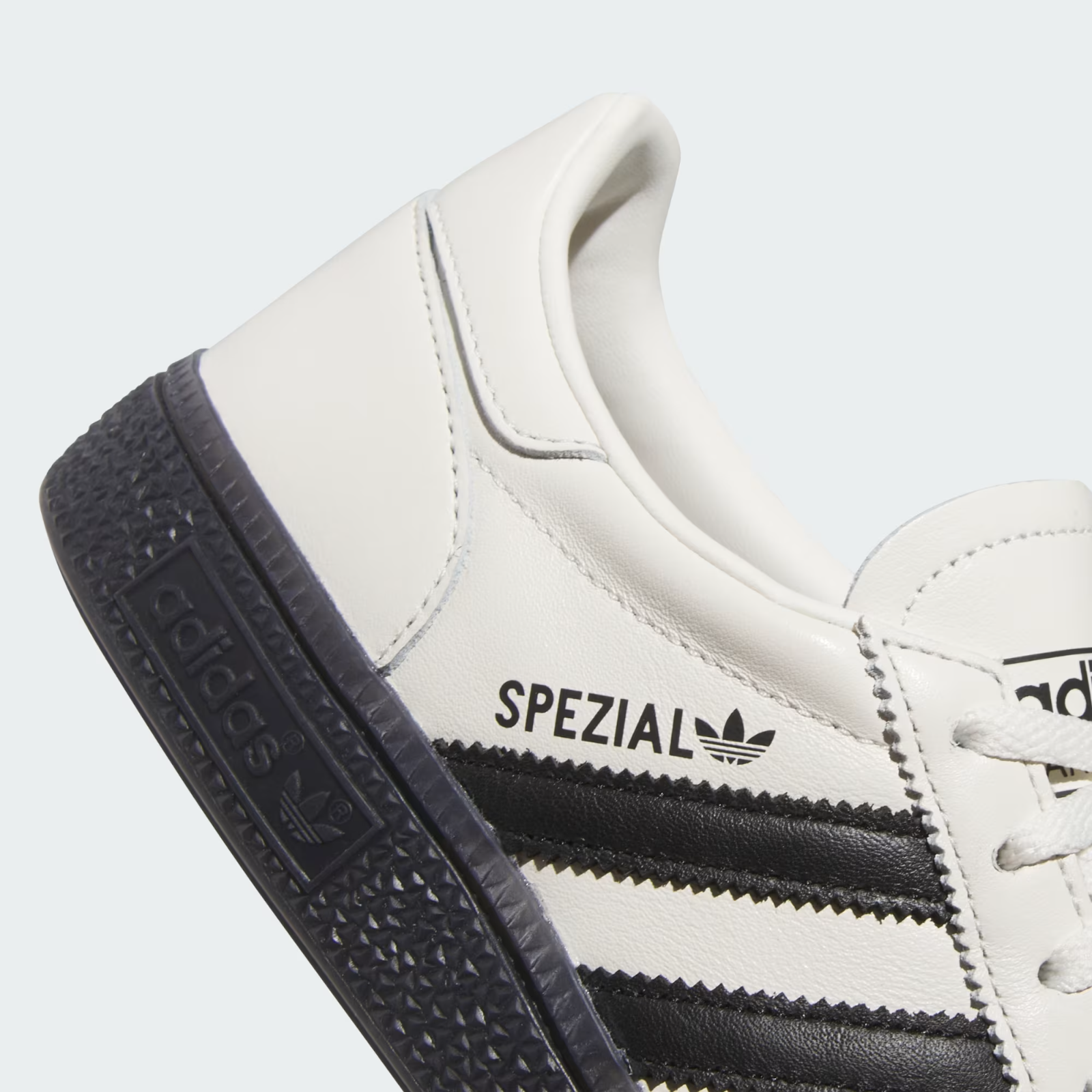 JS0062 adidas Originals Handball Spezial Cloud White Core Black (Men's)
