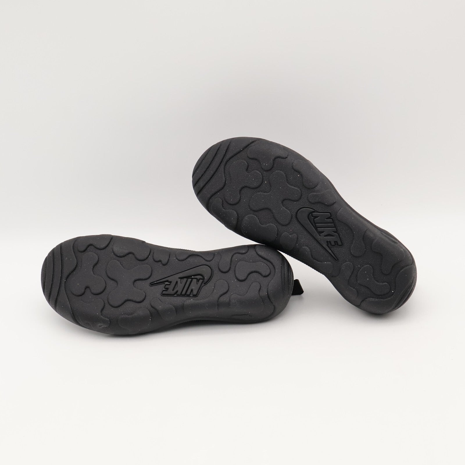 FZ5628-001 Nike Aqua Turf Black Black Off Noir (Women's)