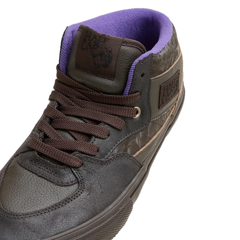 VN0A5FCD8ZM Evisen Skateboards Ã Vans Skate Half Cab "Deep Mahogany" (Men's)