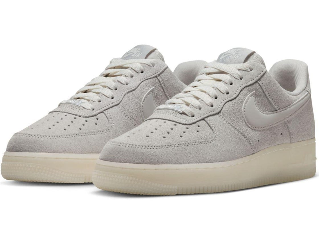 IQ0136-100 Nike Air Force 1 Low '07 "Sail/Light Bone" (Women's)