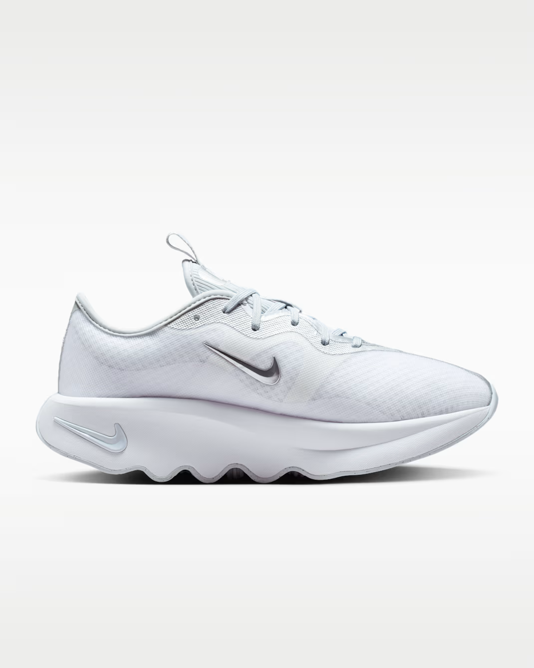 II7278-101 Nike Motiva 2 White/Pure Platinum (Women's)