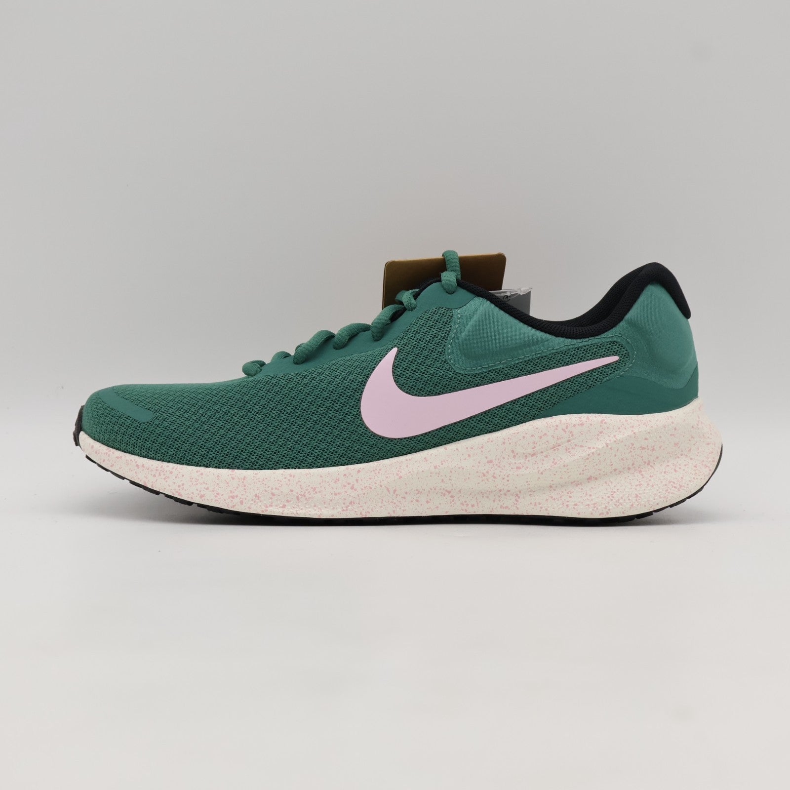 FB2208-301 NIKE Revolution 7 Road Running Shoes (Women's)