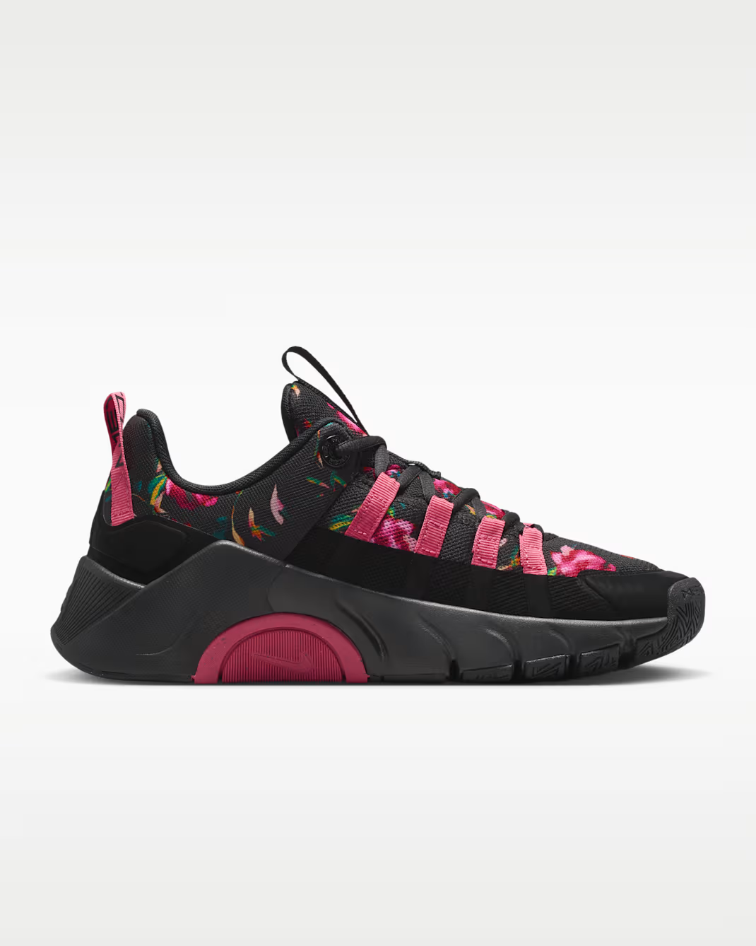 IR0153-001 Nike Free Metcon 7 SE "Black/Black/Sea Coral" (Women's)