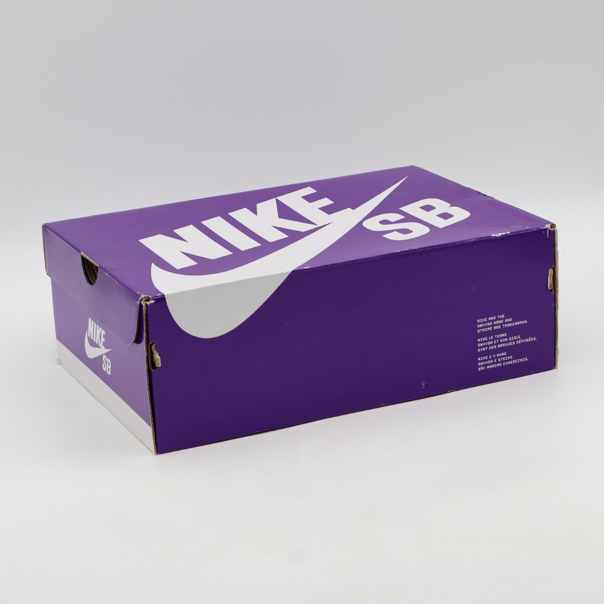 DX4361-100 Nike SB React Leo White Black (Men's)