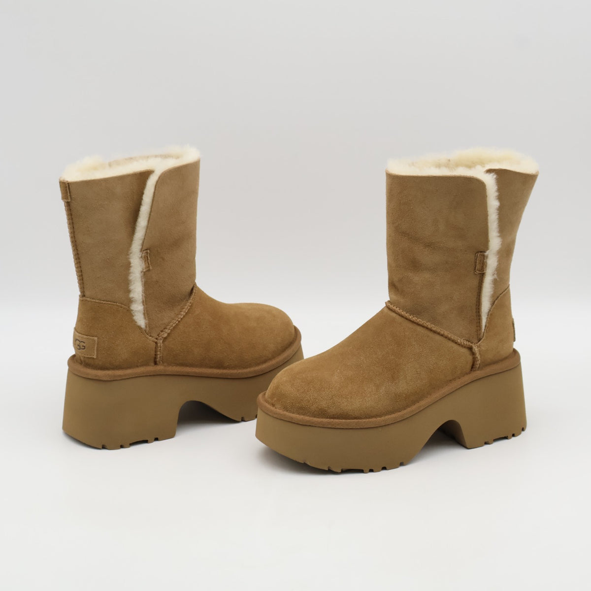 1171533-CHE UGG Esmee Boot Chestnut (Women's)