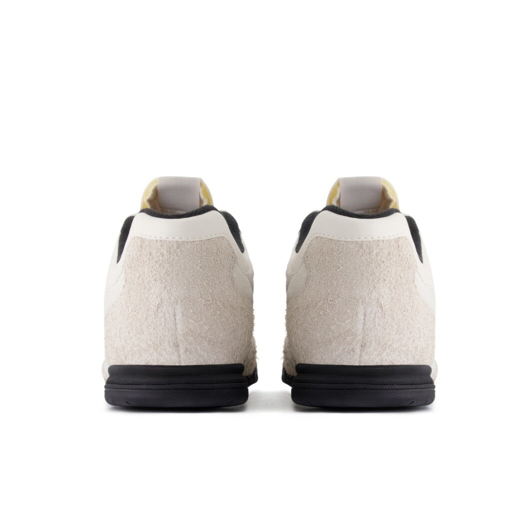 URC42NAL niko and... Exclusive New Balance RC42 Off White (Men's)