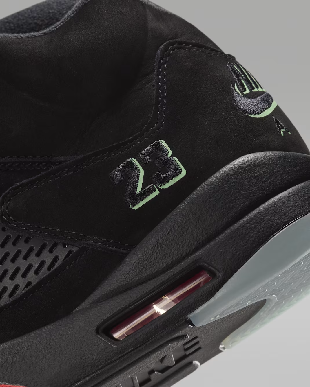 HQ7978-001 Nike Air Jordan 5 "Halloween 2026" (Men's)