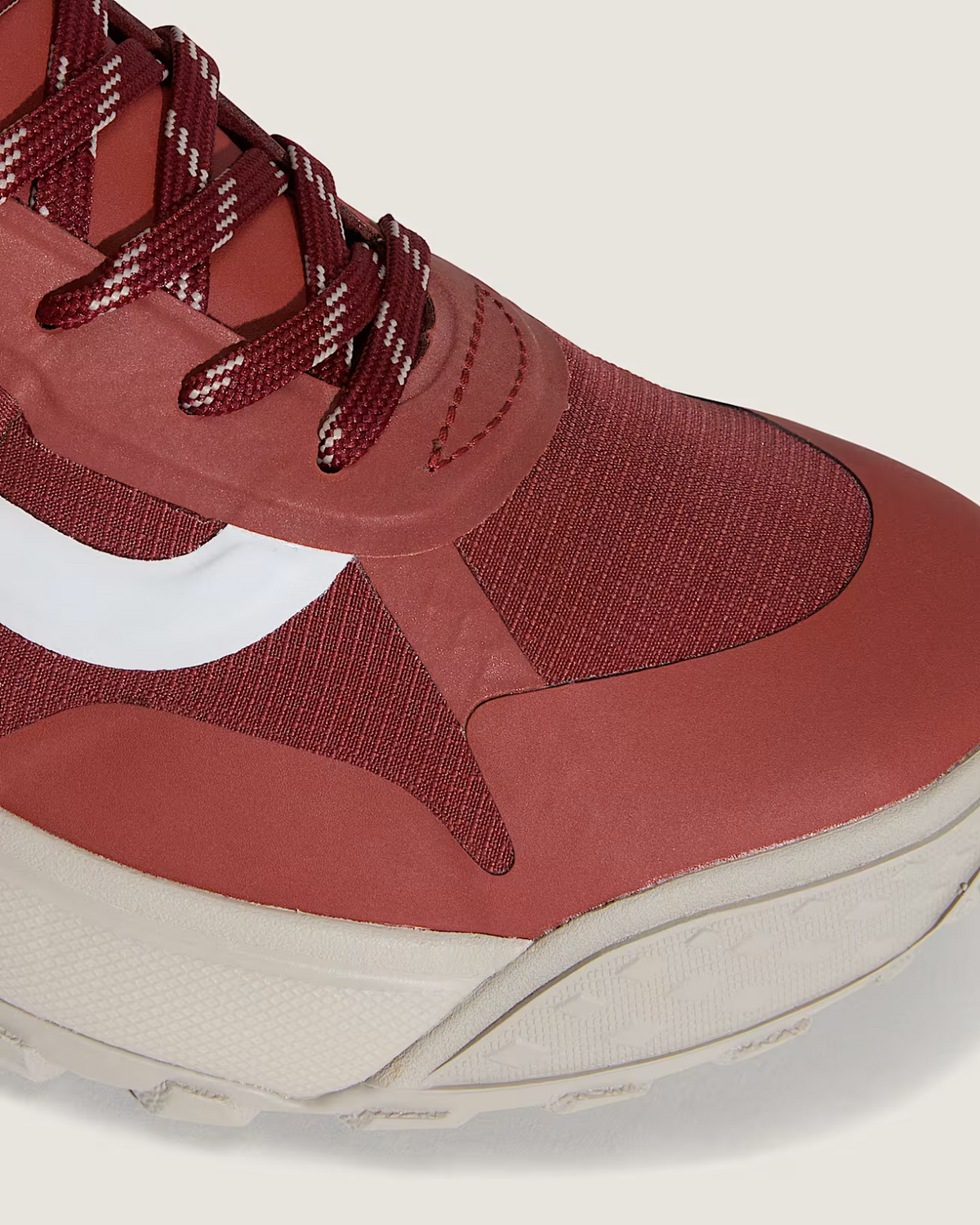 VN000CVU1LO Vans MTE Crosspath Coffee Brick Red (Men's)