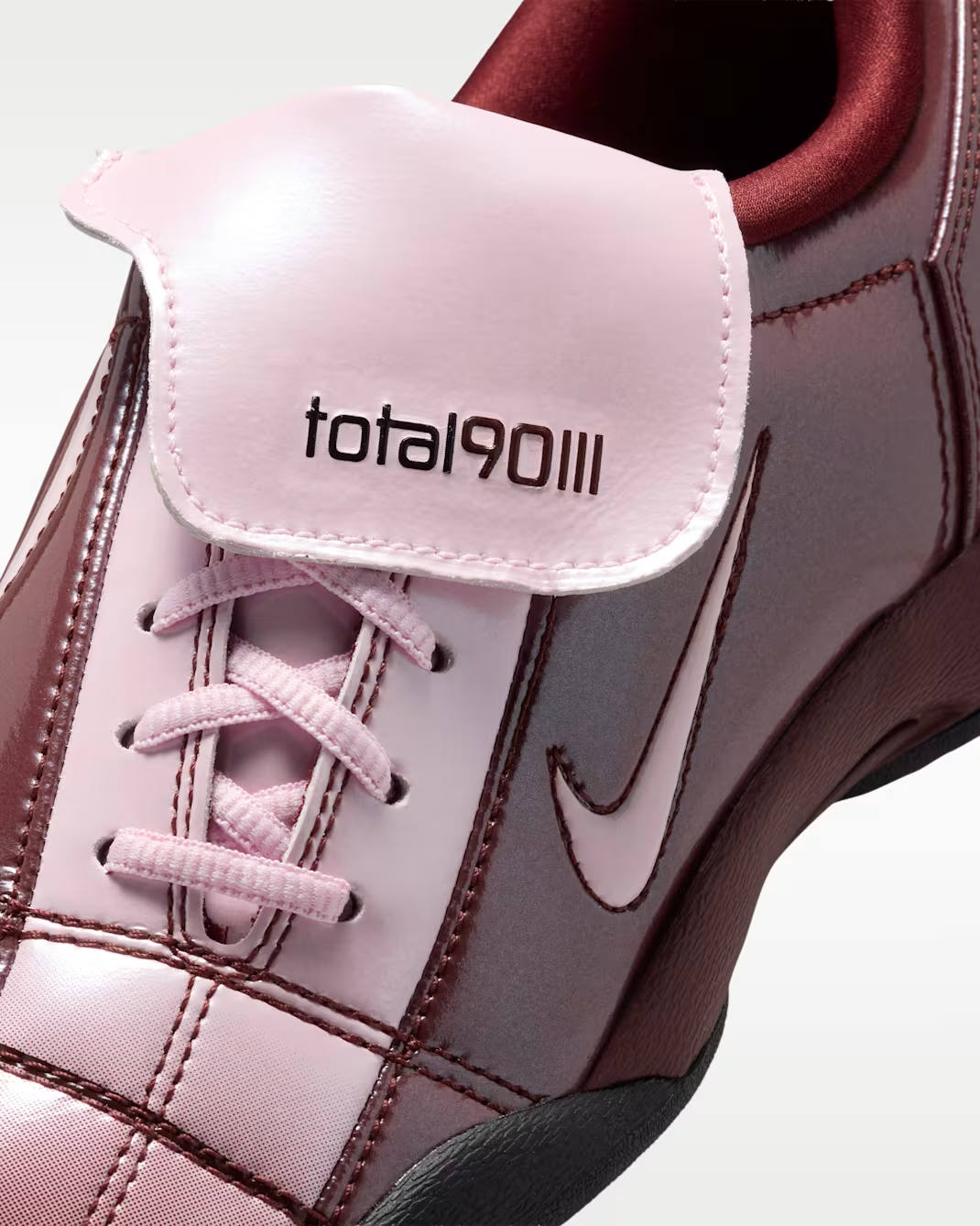 IO2389-602 Nike Total 90 3 SE "Dark Team Red/Black" (Women's)