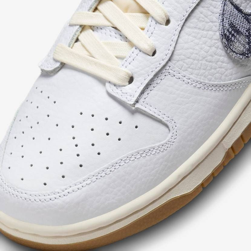 FN6881-100 Nike Dunk Low "Washed Denim" (Men's)