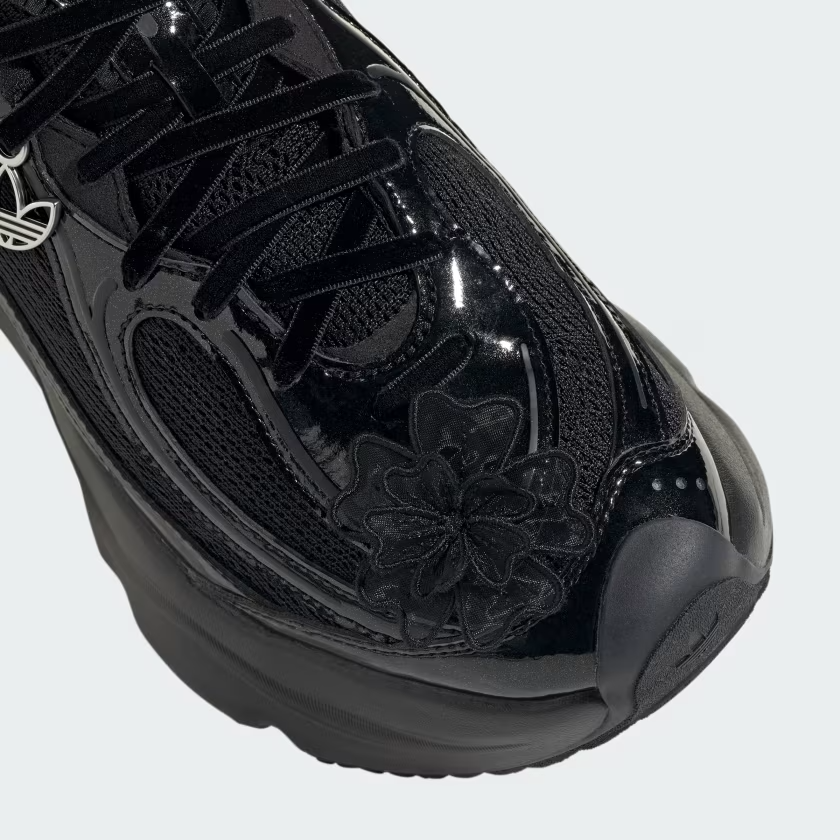 HQ2677 adidas Originals Ozvenuz Core Black Silver Metallic (Men's)